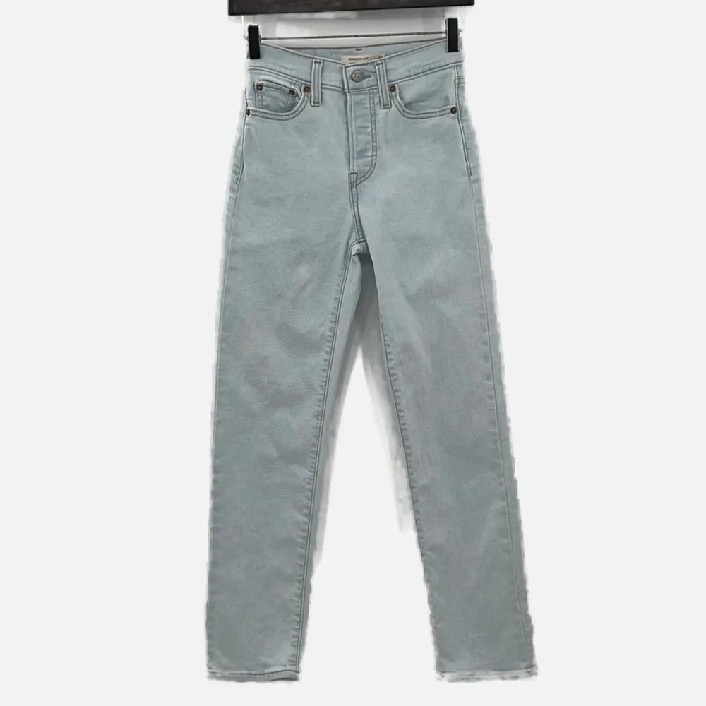Levi's Wedgie Straight Button Fly Jeans in Bleached Out Wash - Size 24